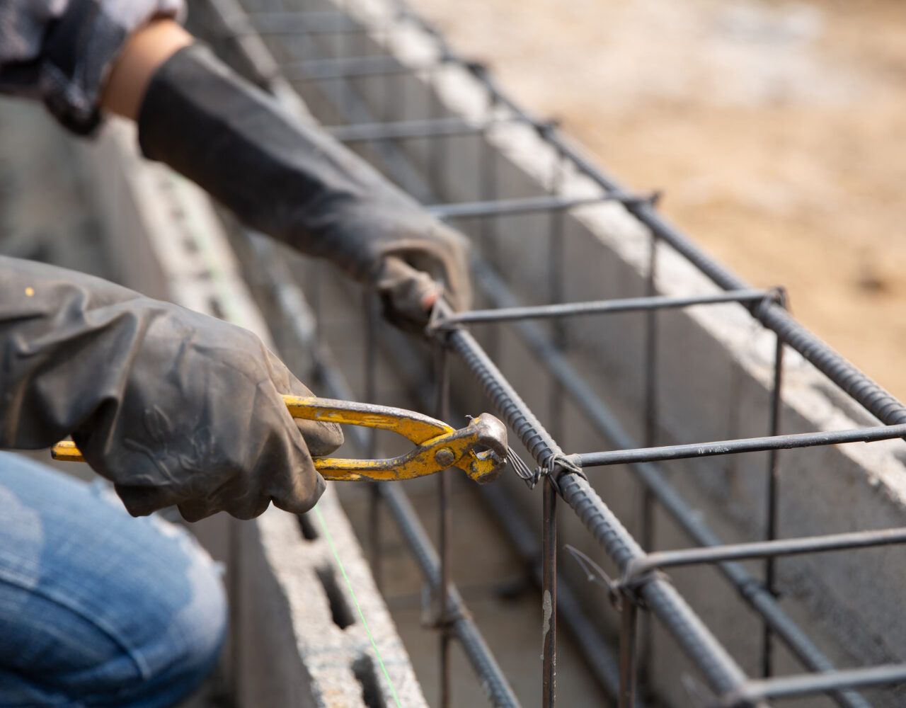 steel-bar-site-construction